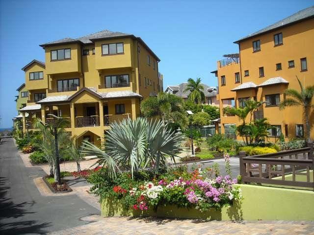 אוצ'ו ריוס Alexanders Penthouse On The Beach מראה חיצוני תמונה